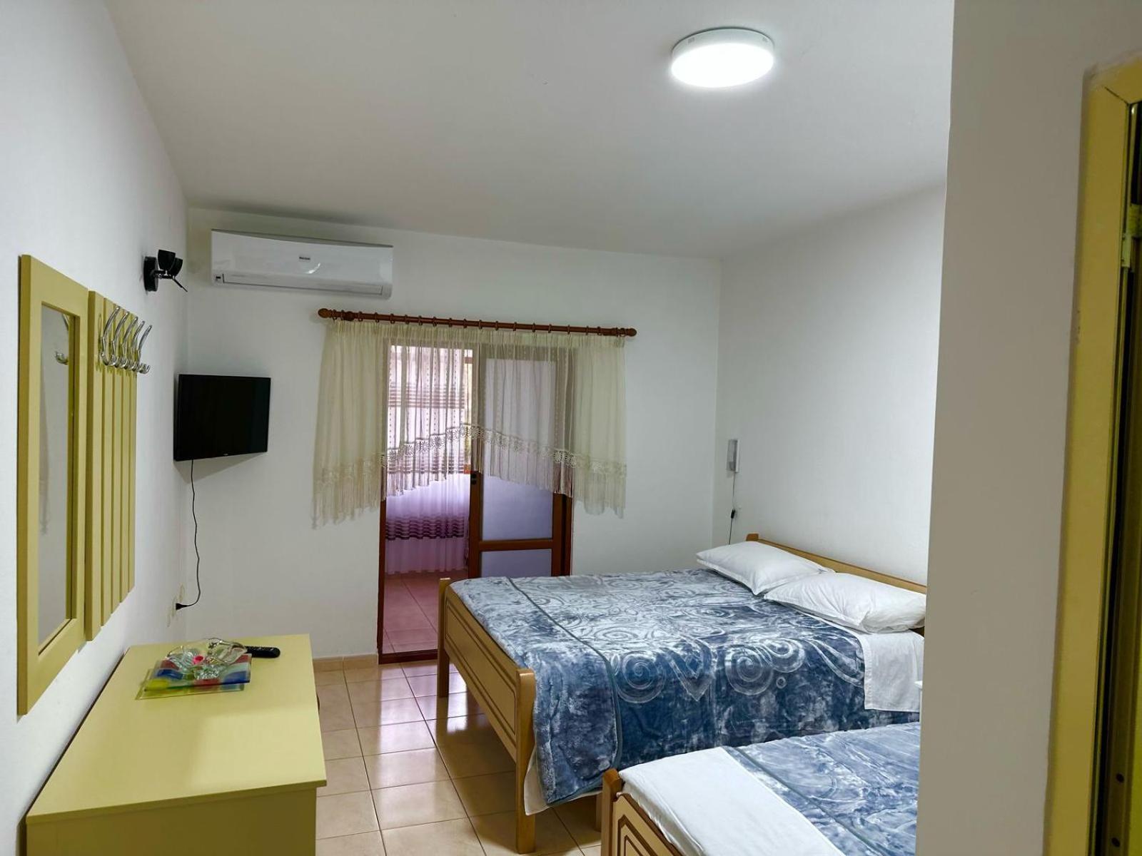 Maria Guest House Permet Ngoại thất bức ảnh